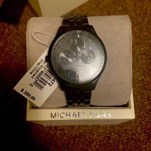 Black Michael kors watch